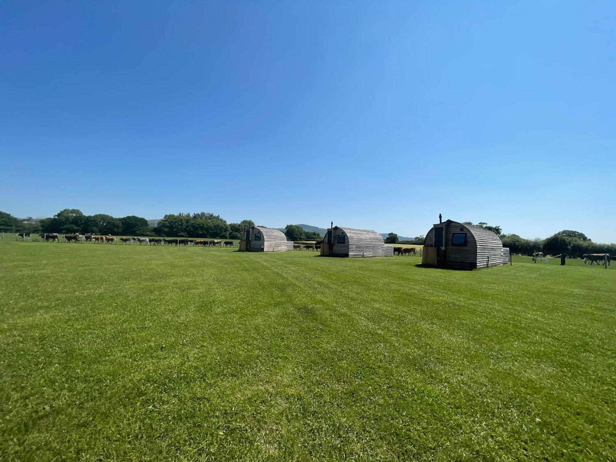 Abbey Farm Luxury Glamping Hotel Rhuddlan Exterior foto